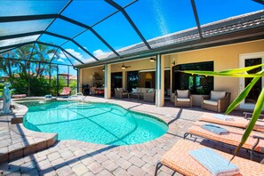 Beheizter Pool