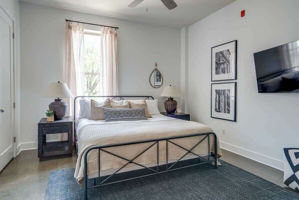 1 bedroom, iron/ironing board, free WiFi, bed sheets
