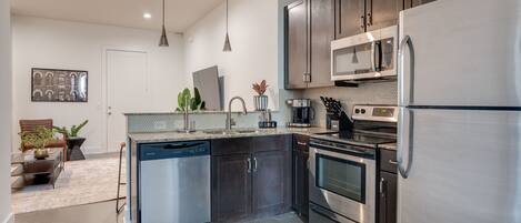 Fridge, microwave, oven, stovetop