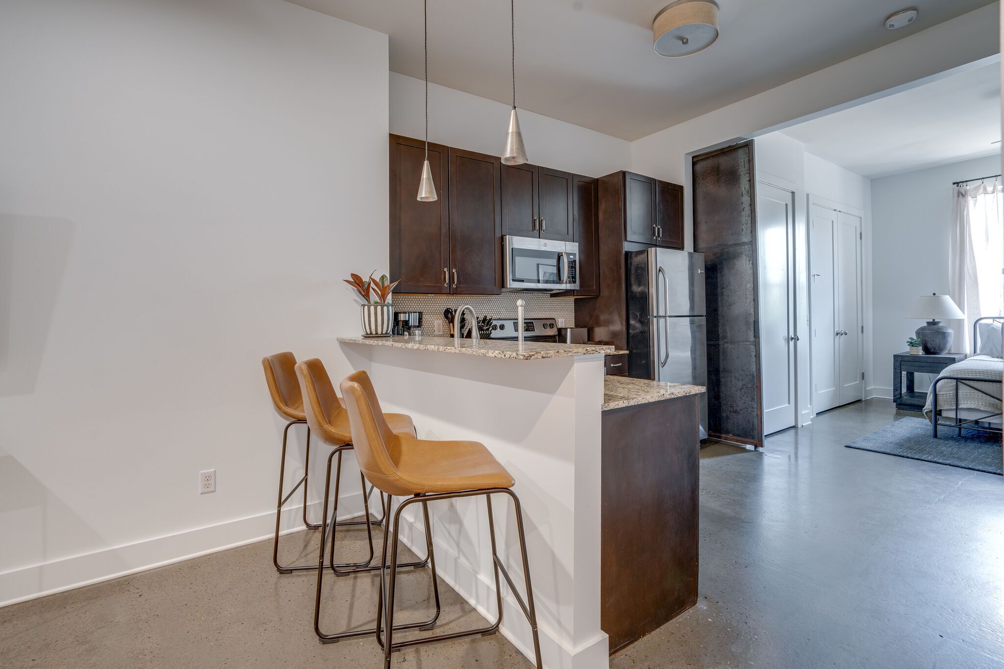 LOFTS AT 30TH - CONTEMPORARY NEST - MINUTES TO BROADWAY