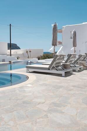Outdoor pool - KAMEO Antiparos (Antiparos)