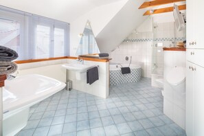 Haartrockner, Handtücher