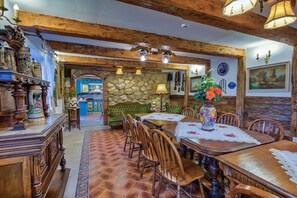 Dining - Luxury Chalet with private swimmingpool located in residential Saxon area (Cristian)