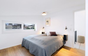 5 bedrooms, free WiFi