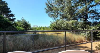 Fisherman's Delight in Waldport! Dog Friendly! Hot tub!