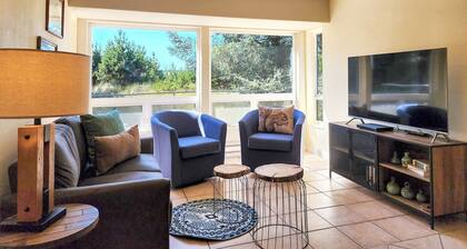 Fisherman's Delight in Waldport! Dog Friendly! Hot tub!