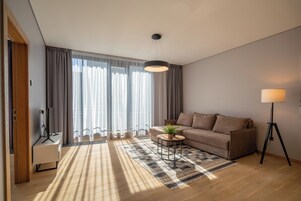 Smart TV 50 cm con canales de televisión digitales, televisión