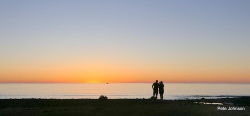 Luxury air conditioned Villa with large gardens private heated pool free WiFi.