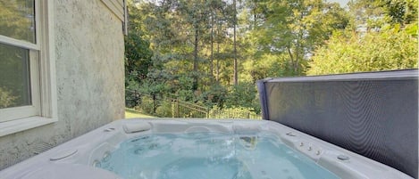 Bain à remous extérieur