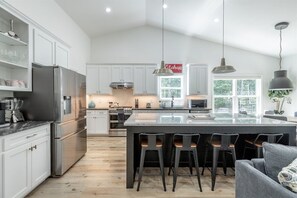 Fridge, microwave, oven, stovetop - Cloudland Summit | Hot Tub + Grill | Dog Friendly (Rising Fawn)