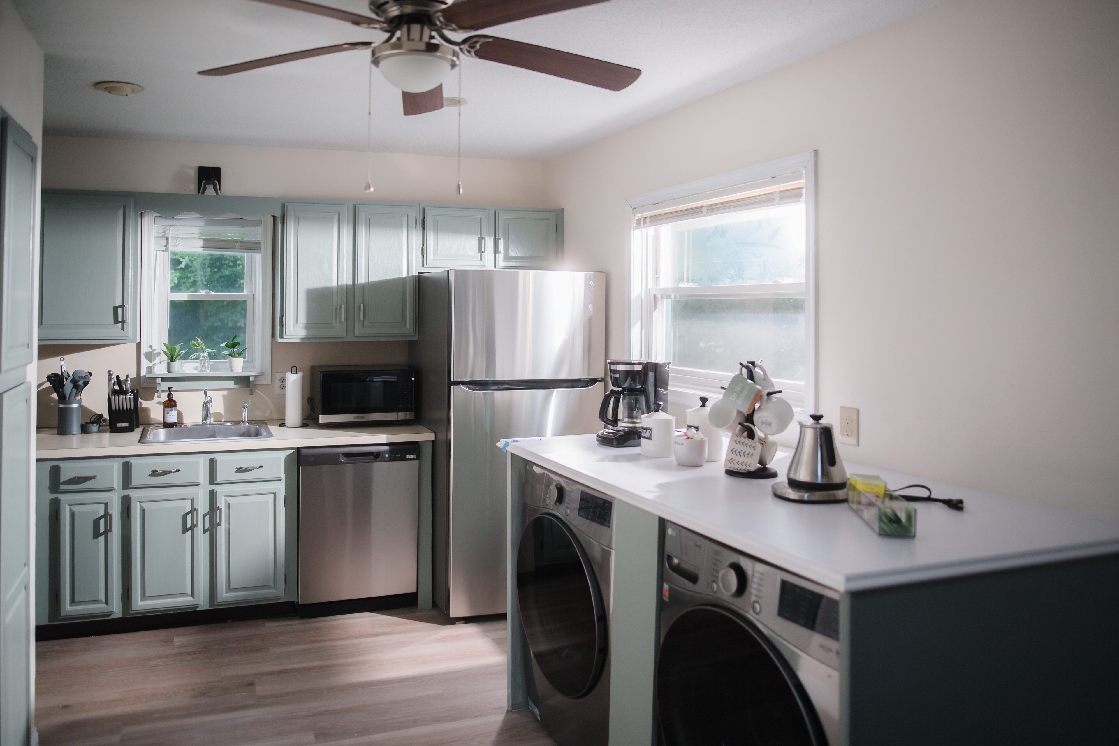 NEW! Poconos Escape - Home in Tobyhanna - KING Bed