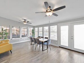 Dining - Ridgefield Estate, 5BED, Backyard, Games (Plano)