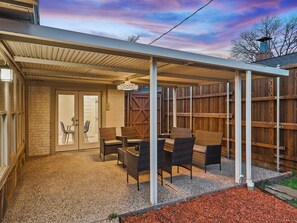 Outdoor dining