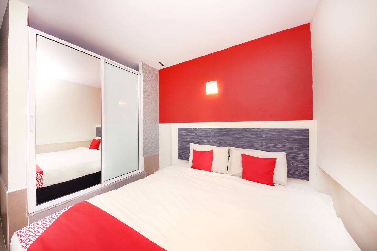 Habitación doble Deluxe, 1 cama Queen size | Wifi gratis y ropa de cama