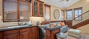 Tuscan Style Retreat - 1-Bed/1-Bath