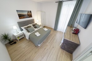 Deluxe Double Room | Premium bedding, free minibar, individually decorated