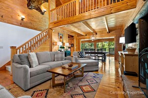 Smart TV, chimenea y tenis de mesa
