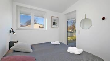 House | 3 bedrooms, free WiFi, bed sheets