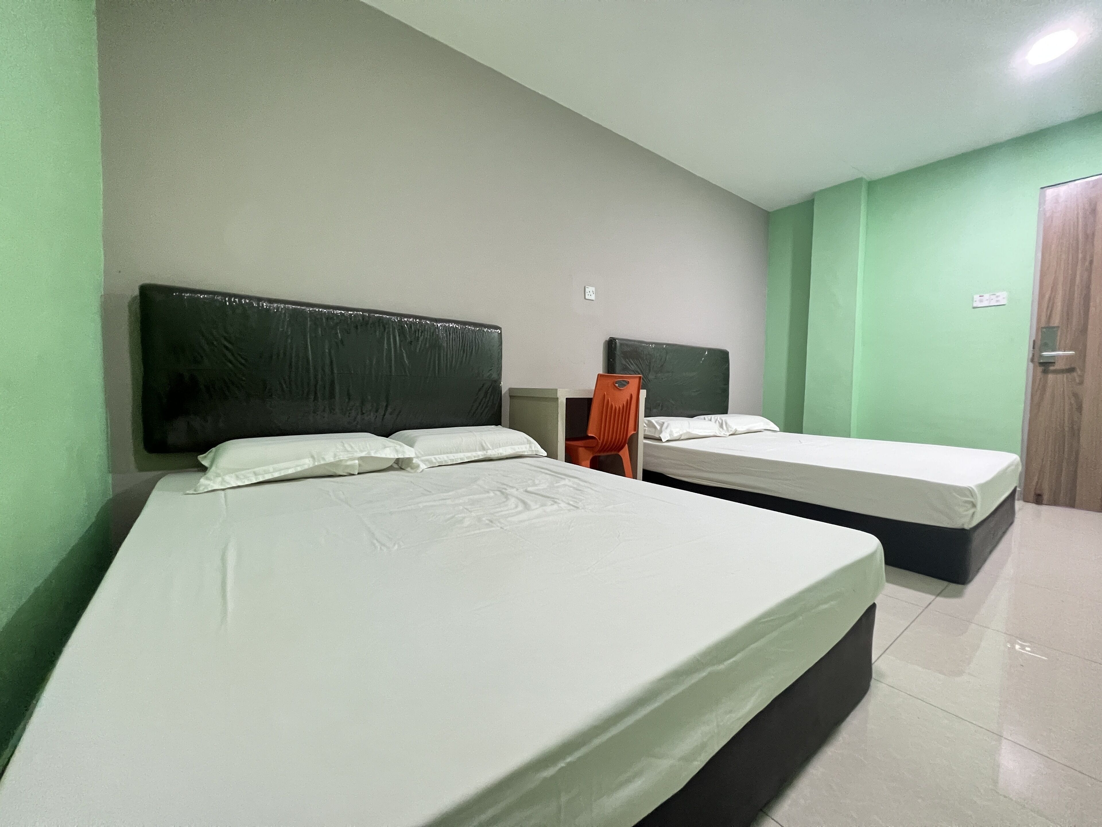 family suite | free wifi, bed sheets