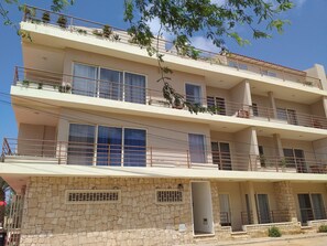 Front of property - Cá Marta - The flat with sea view (Boa Vista)