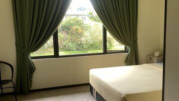 Desk, free WiFi, bed sheets