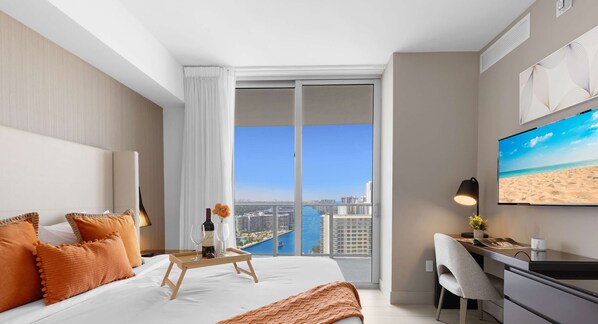 2 bedrooms, desk, iron/ironing board, travel crib