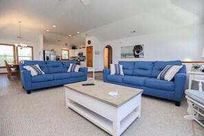 TV, ping pong, books - The Porter House - Oceanside 6 BR Home in the Heart of Duck - Private Pool, Dog Friendly (Duck)
