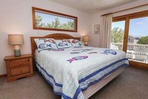 6 bedrooms, WiFi, bed sheets - The Porter House - Oceanside 6 BR Home in the Heart of Duck - Private Pool, Dog Friendly (Duck)