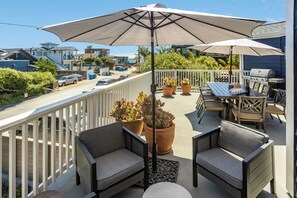 تناول الطعام بالخارج