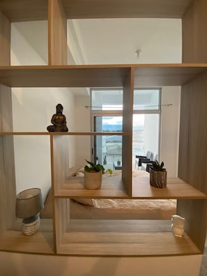 1 habitación, escritorio, tabla de planchar con plancha y wifi gratis