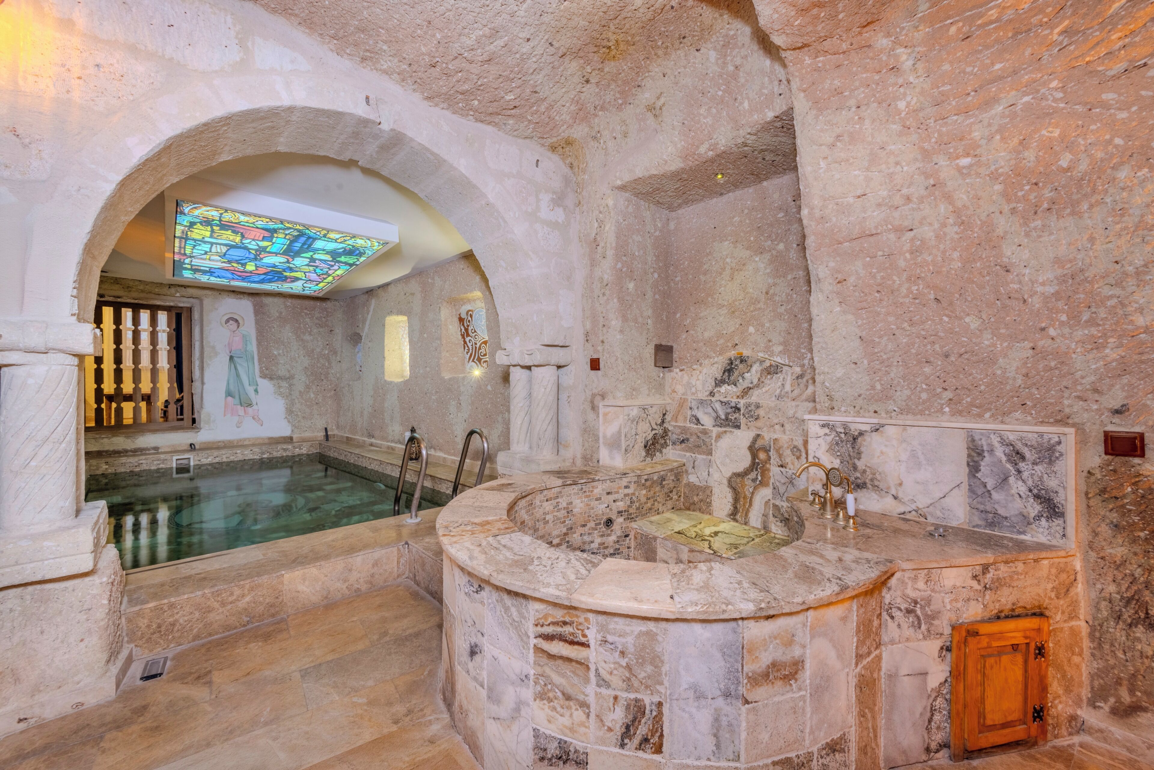 Executive Suite, Private Pool | Egyptian cotton sheets, premium bedding, minibar, in-room safe