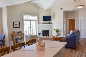 Smart TV - Brand new Ocean View Condo with private balcony, steps from the beach! (Dennis Port)