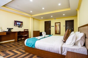 Egyptian cotton sheets, premium bedding, down duvets, desk