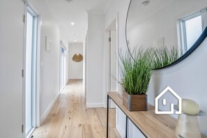 Interior - Serendipity - Stunning Rye Back Beach Escape (Rye)