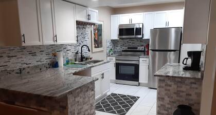 Modern/Elegant
