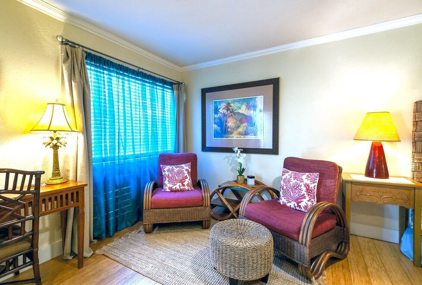 Sandpiper 119B -cute comfy affordable studio with pool, hot tub, kitchenette