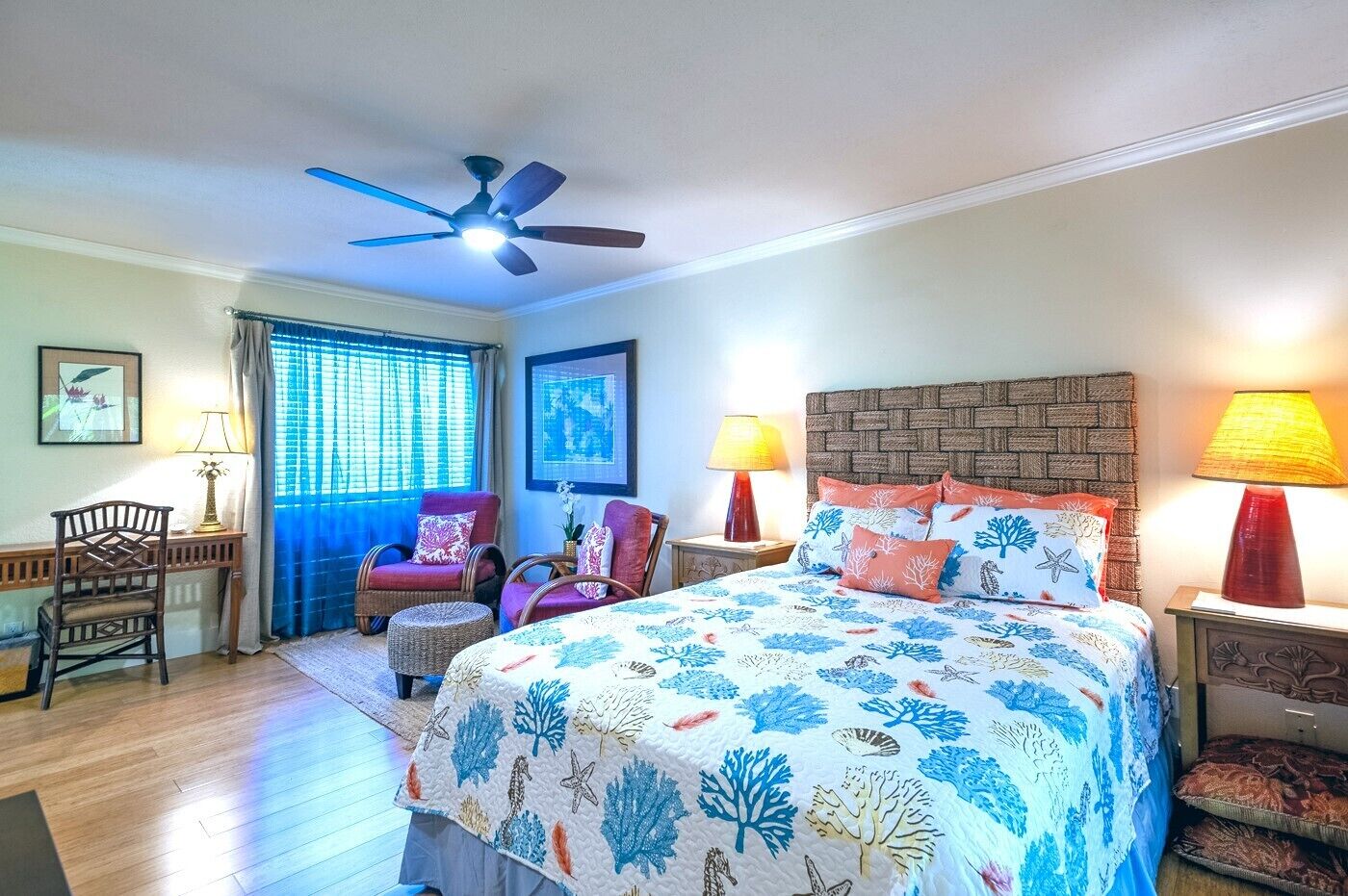 Sandpiper 119B -cute comfy affordable studio with pool, hot tub, kitchenette