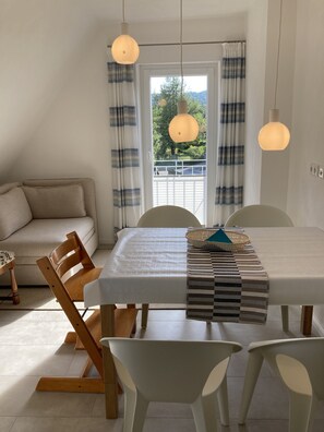 Interior - Newly renovated vacation apartment above the Pegnitz valley (Vorra (Pegnitz))