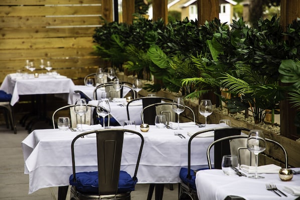 Terrace/patio - The Charlton Boutique Hotel (Cheltenham)