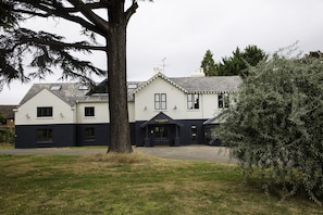 Front of property - The Charlton Boutique Hotel (Cheltenham)
