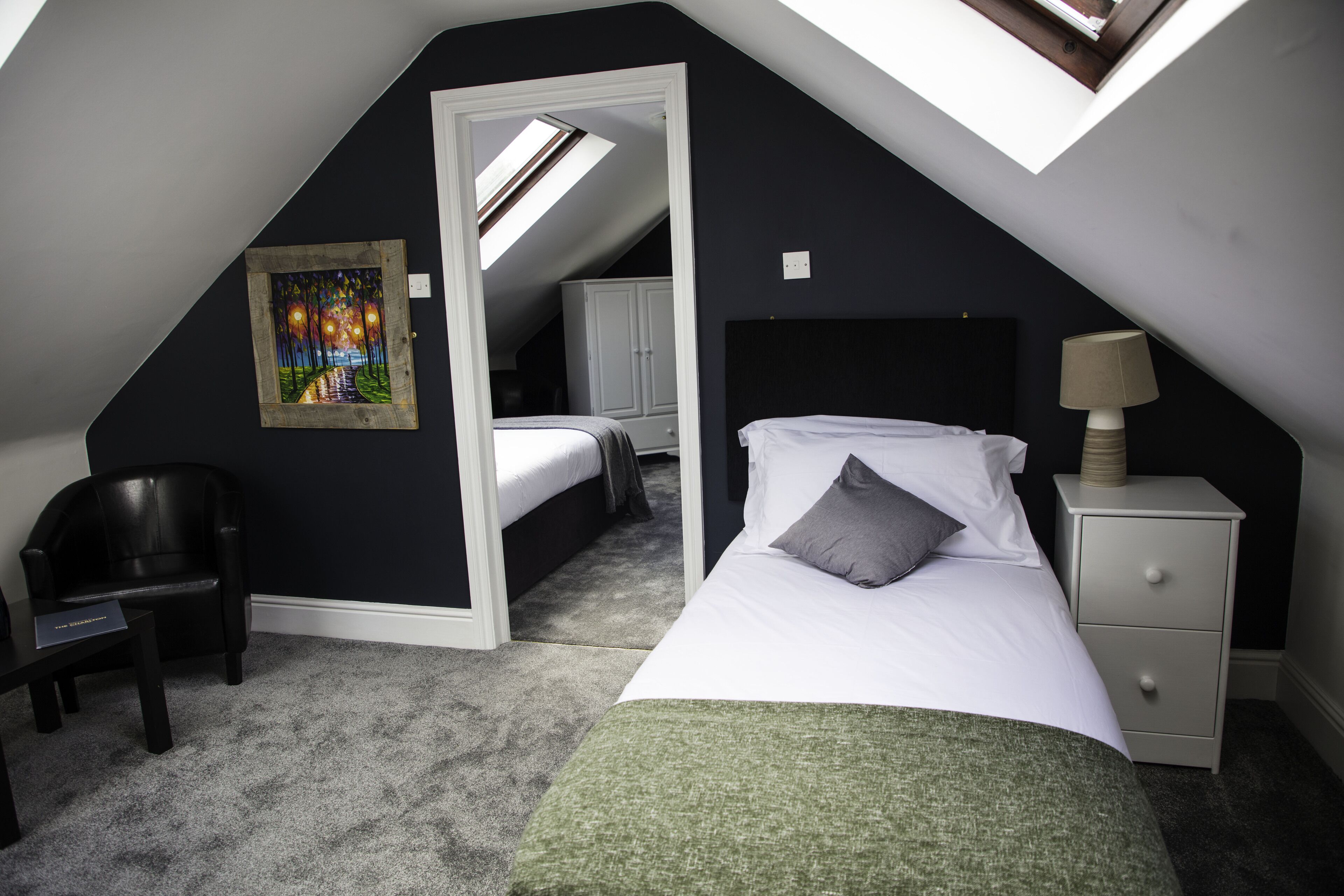 標準三人房 | 埃及棉床單、高級寢具、獨特裝潢、布置獨特