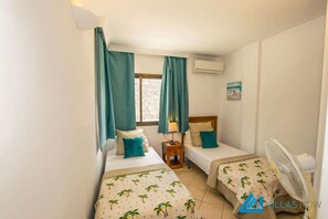 4 slaapkamers, een kluis op de kamer, gratis wifi, beddengoed