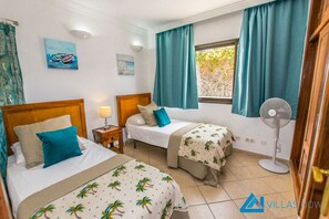 4 bedrooms, in-room safe, free WiFi, bed sheets