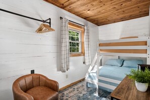 2 chambres, fer et planche à repasser, Wi-Fi, literie fournie