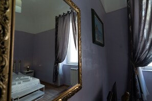 1 bedroom, desk, free WiFi