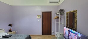 1 habitación, escritorio y wifi gratis 
