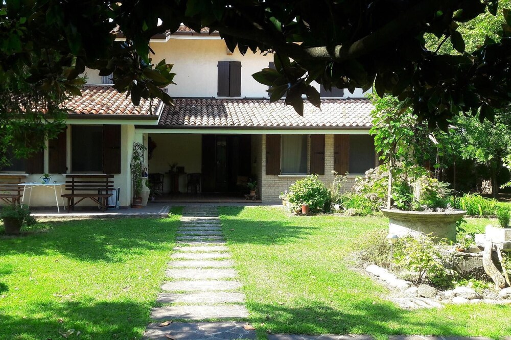 Holiday apartment Noventa di Piave for 1 - 9 persons with 2 bedrooms - Row house