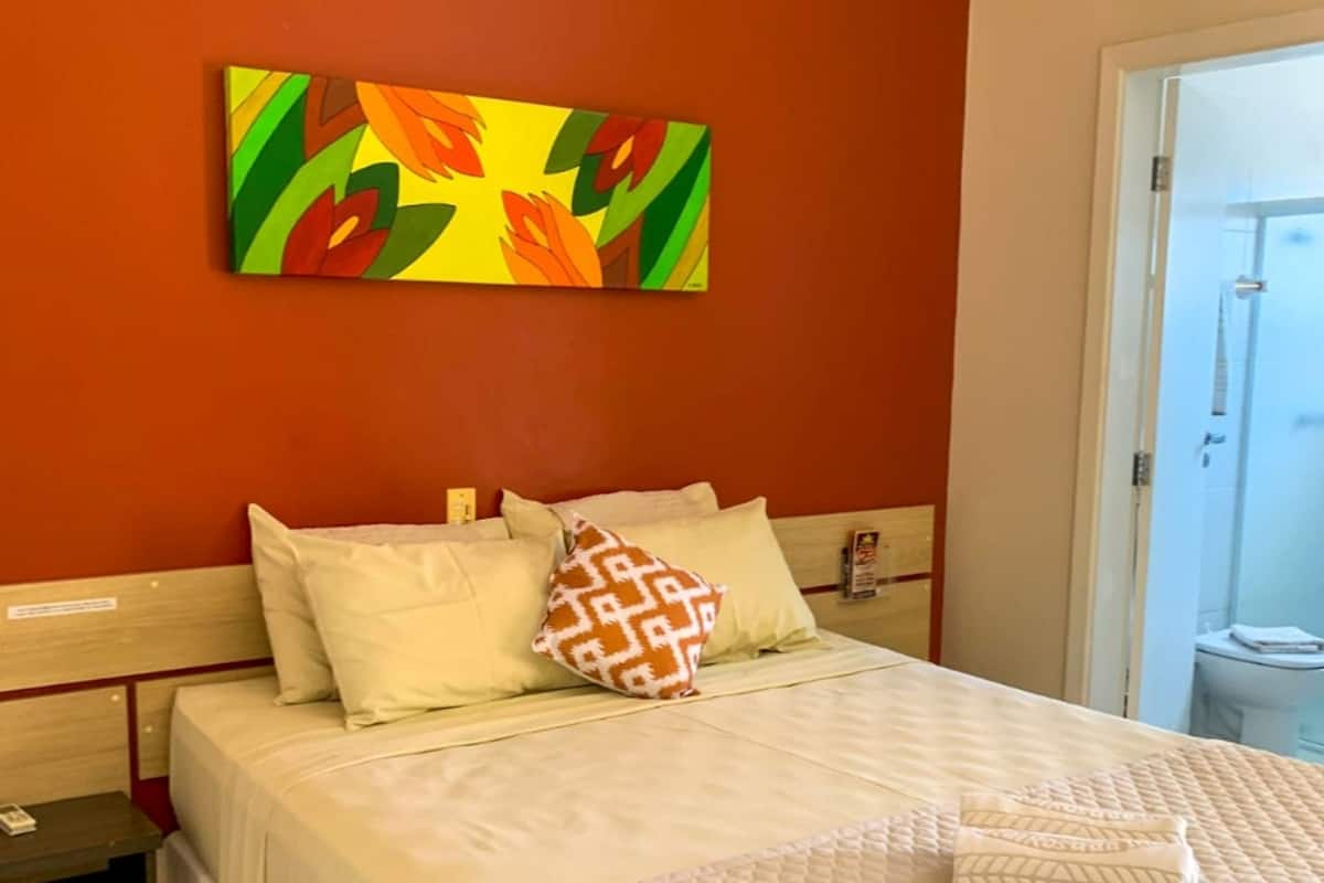 Basic-Doppel- oder -Zweibettzimmer