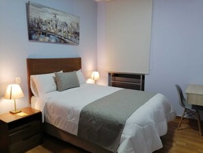 Economy Single Room | Desk, laptop workspace, free WiFi - Orlando's Hotel (Pataz)