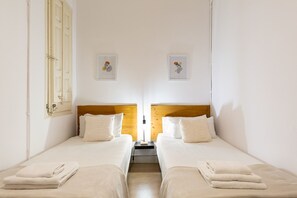 3 bedrooms, WiFi, bed sheets